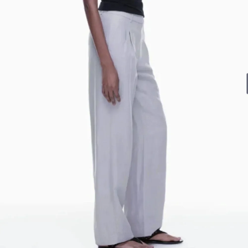 NWOT Aritzia Wilfred London Grey Linen Blend Wider the Effortless Pant in Size 6